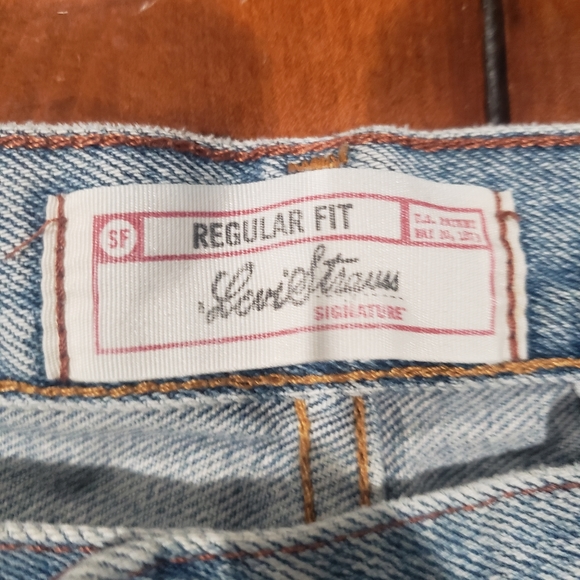 Mens Levis Strauss signature series, 36x32 denim jeans - Picture 4 of 9